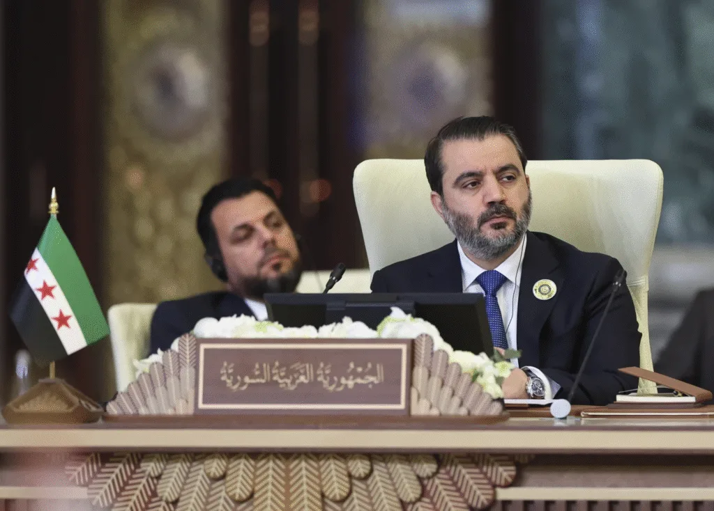 واشنطن تخفف العقوبات على سوريا بعد الإطاحة بالأسد: خطوة نحو مرحلة انتقالية جديدة واشنطن تخفف العقوبات على سوريا بعد الإطاحة بالأسد: خطوة نحو مرحلة انتقالية جديدة